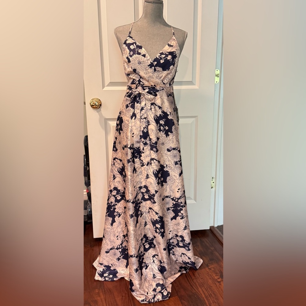 Lulus satin Blue and off white spaghetti strap Maxi Dress.